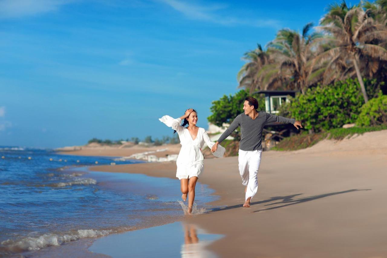 Holiday Inn Resort Ho Tram Beach By Ihg Exteriör bild